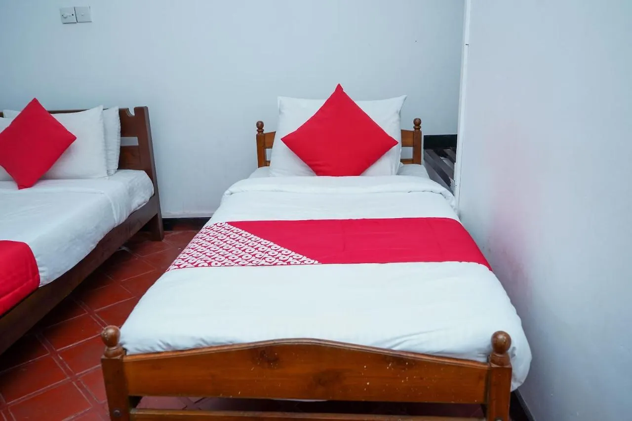 Oyo 452 Gem In Blue Hotel Kandy
